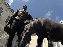 В Париже открыт памятник русским воинам